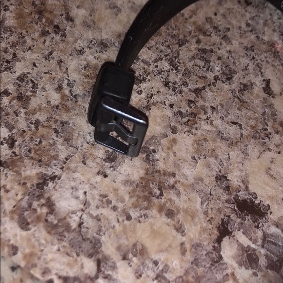 Fitbit Inspire HR Heart Rate and Fitness Tracker - Picture 3 of 4